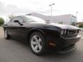 Pitch Black - Challenger SXT Photo No. 4