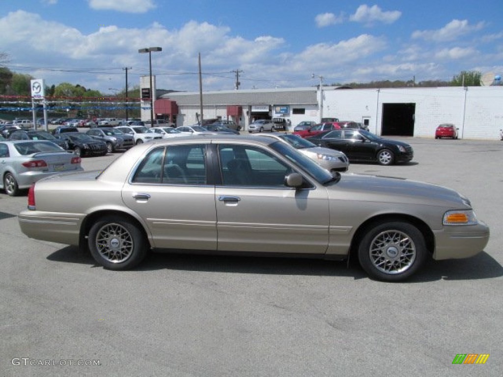 1999 Crown Victoria LX - Harvest Gold Metallic / Medium Parchment photo #5