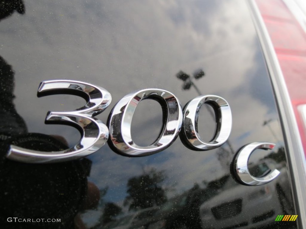 2012 Chrysler 300 C Marks and Logos Photo #63880586