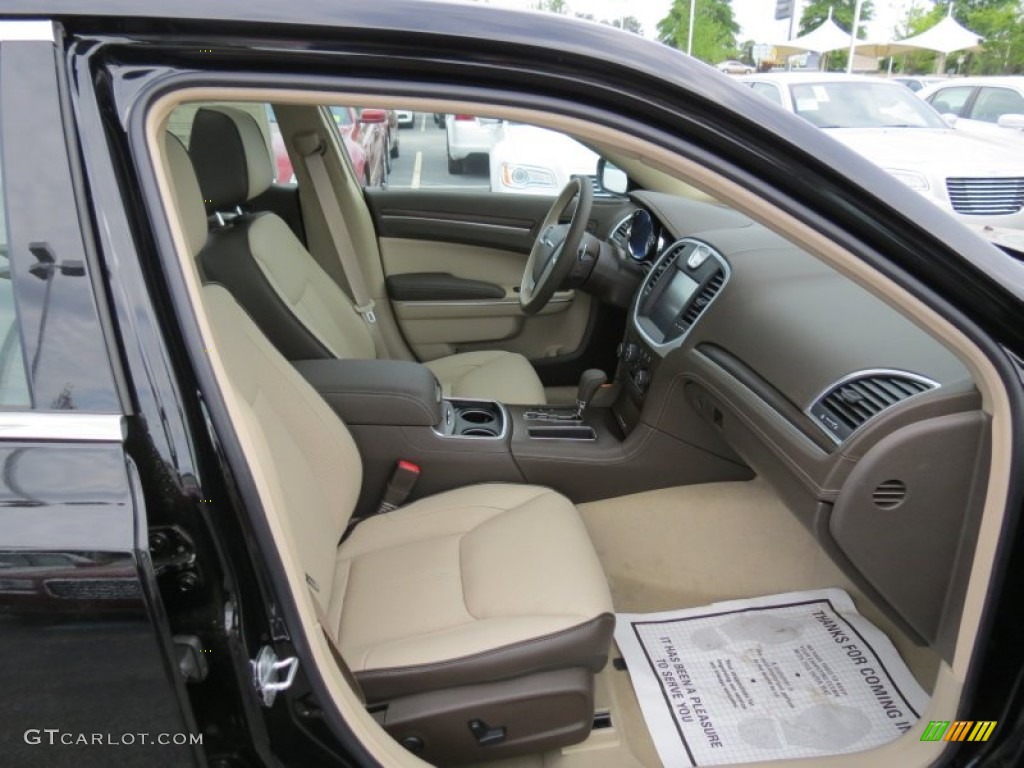 Dark Frost Beige/Light Frost Beige Interior 2012 Chrysler 300 C Photo #63880595