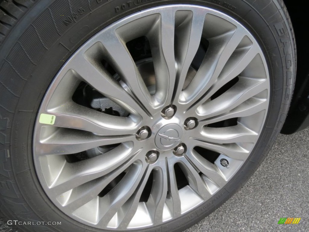 2012 Chrysler 200 Limited Convertible Wheel Photo #63880788