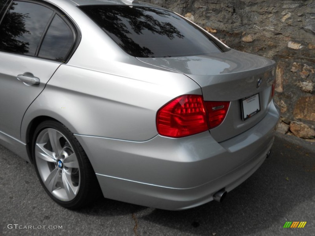 2009 3 Series 335i Sedan - Titanium Silver Metallic / Black photo #17