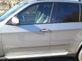 Space Grey Metallic - X5 xDrive48i Photo No. 17