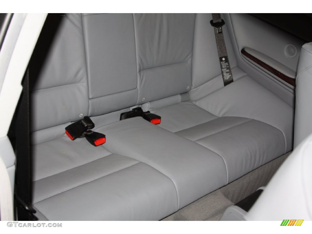 2006 3 Series 325i Coupe - Jet Black / Grey photo #36