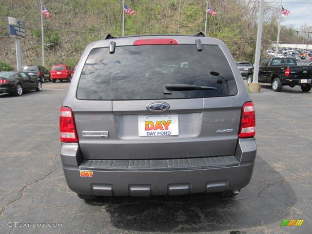 2009 Escape XLT 4WD - Sterling Grey Metallic / Charcoal photo #3