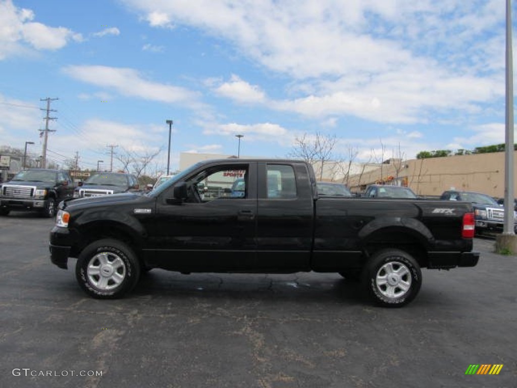 2005 F150 STX SuperCab 4x4 - Black / Medium Flint Grey photo #2