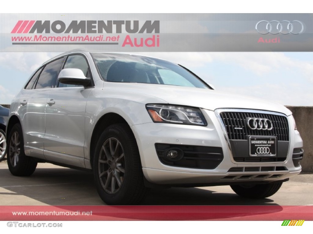 2012 Q5 2.0 TFSI quattro - Ice Silver Metallic / Light Gray photo #1