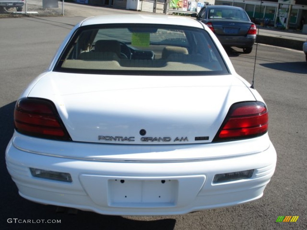1995 Grand Am SE - Bright White / Taupe photo #5