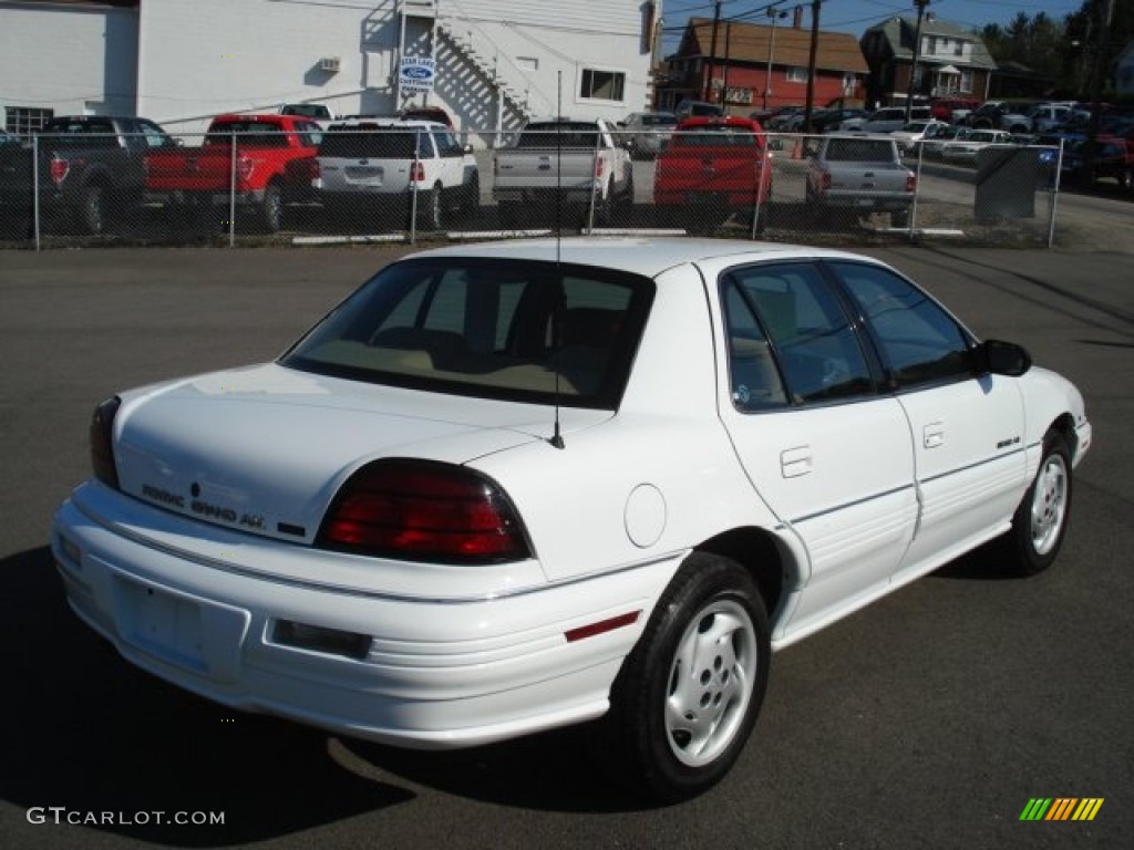 1995 Grand Am SE - Bright White / Taupe photo #6