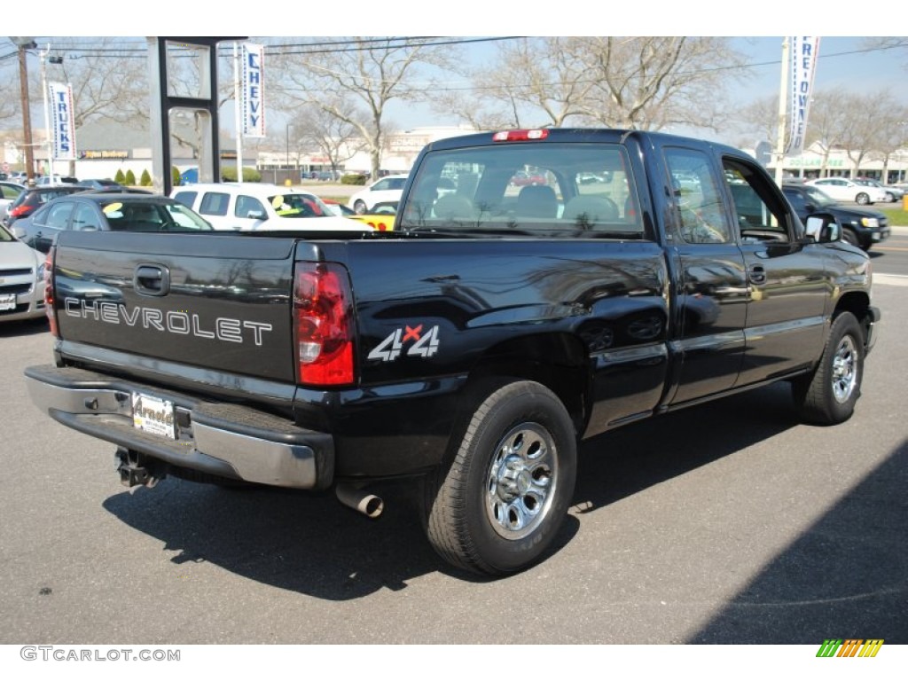 2006 Silverado 1500 LS Extended Cab 4x4 - Black / Dark Charcoal photo #6