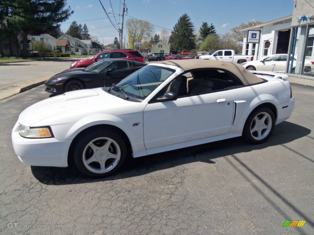 2002 Mustang GT Convertible - Oxford White / Medium Parchment photo #15