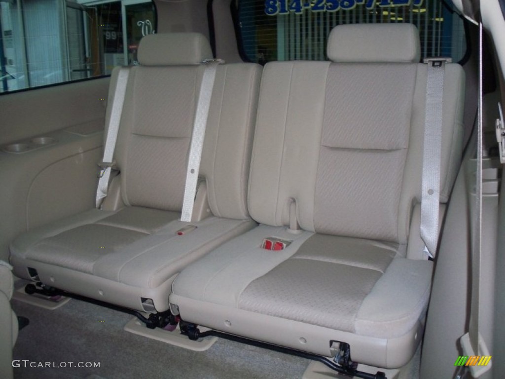 2012 Chevrolet Suburban 2500 LS 4x4 Rear Seat Photo #63887329
