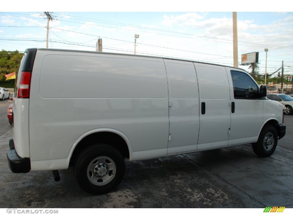 2007 Express 2500 Extended Commercial Van - Summit White / Medium Pewter photo #36