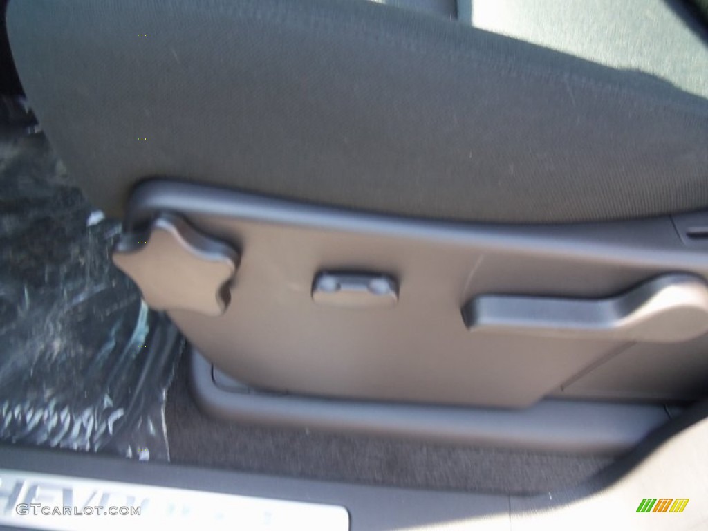 2012 Silverado 1500 LT Extended Cab 4x4 - Graystone Metallic / Ebony photo #18