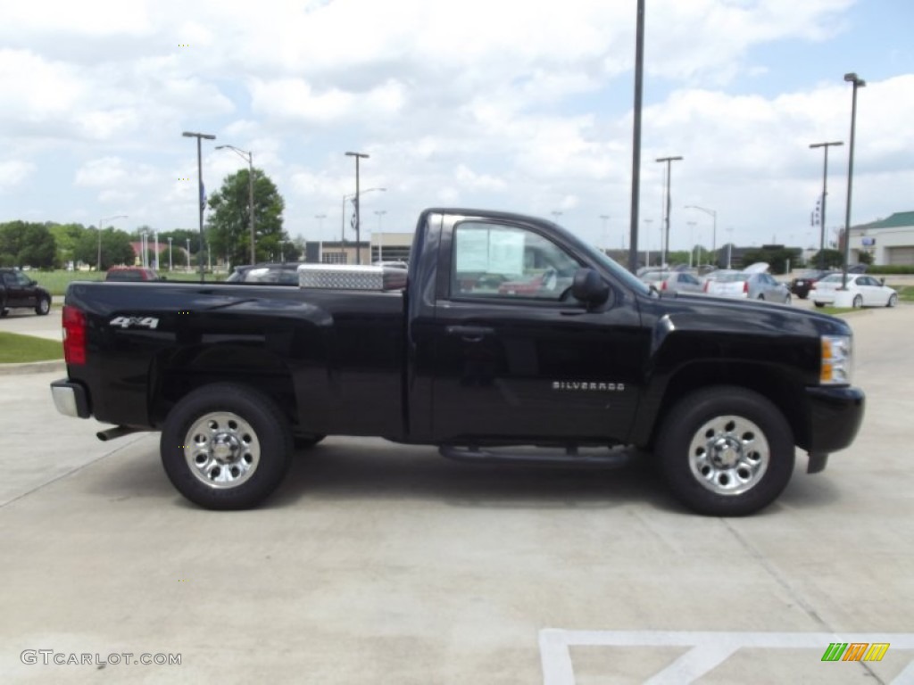 2011 Silverado 1500 LS Regular Cab 4x4 - Black / Dark Titanium photo #6