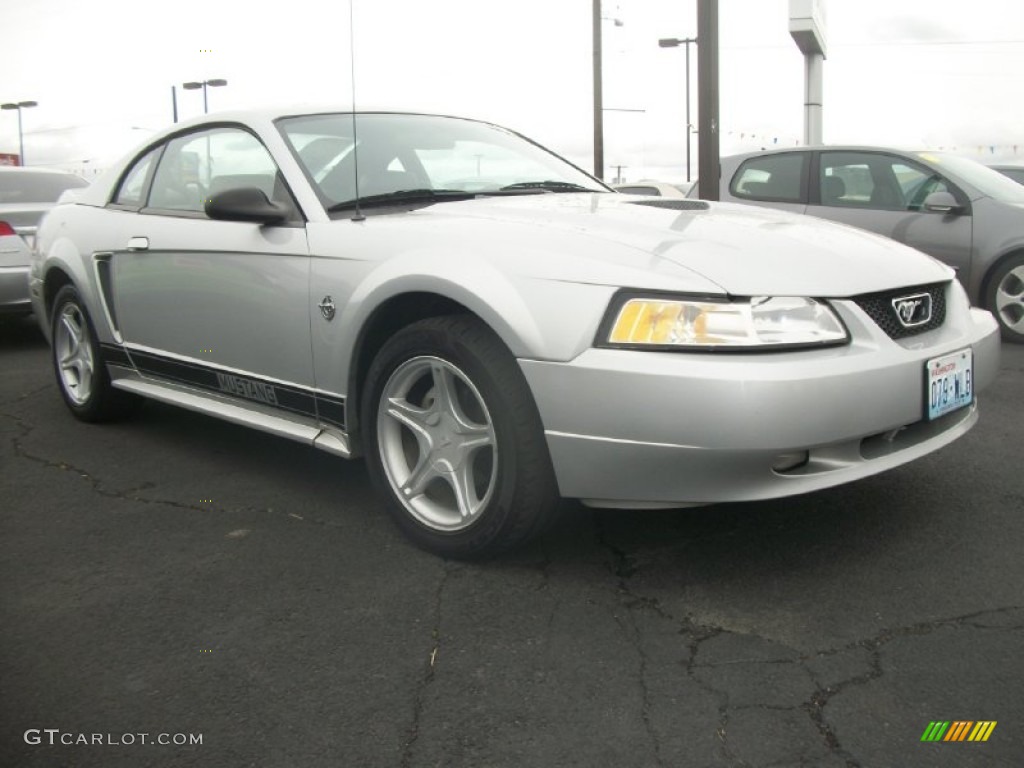 1999 Mustang GT Coupe - Silver Metallic / Dark Charcoal photo #1