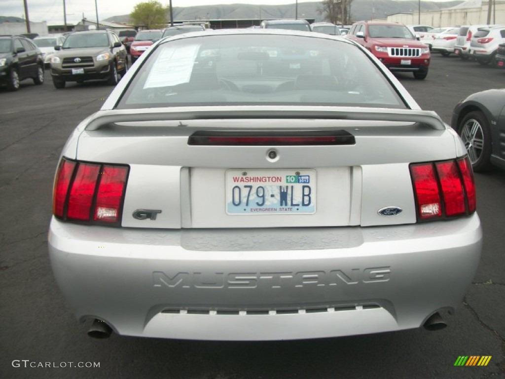 1999 Mustang GT Coupe - Silver Metallic / Dark Charcoal photo #3