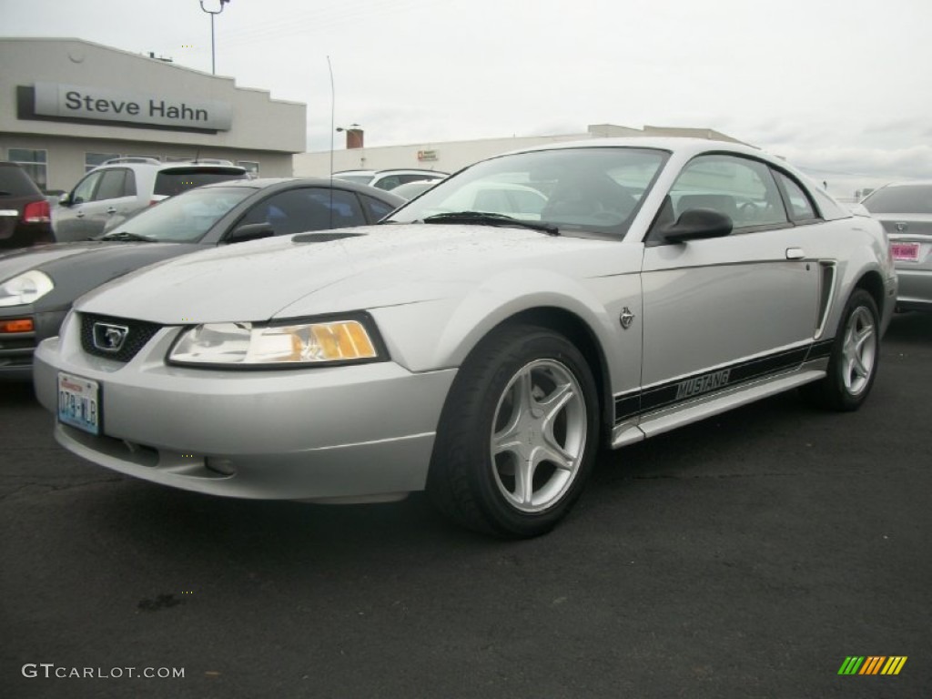 1999 Mustang GT Coupe - Silver Metallic / Dark Charcoal photo #5