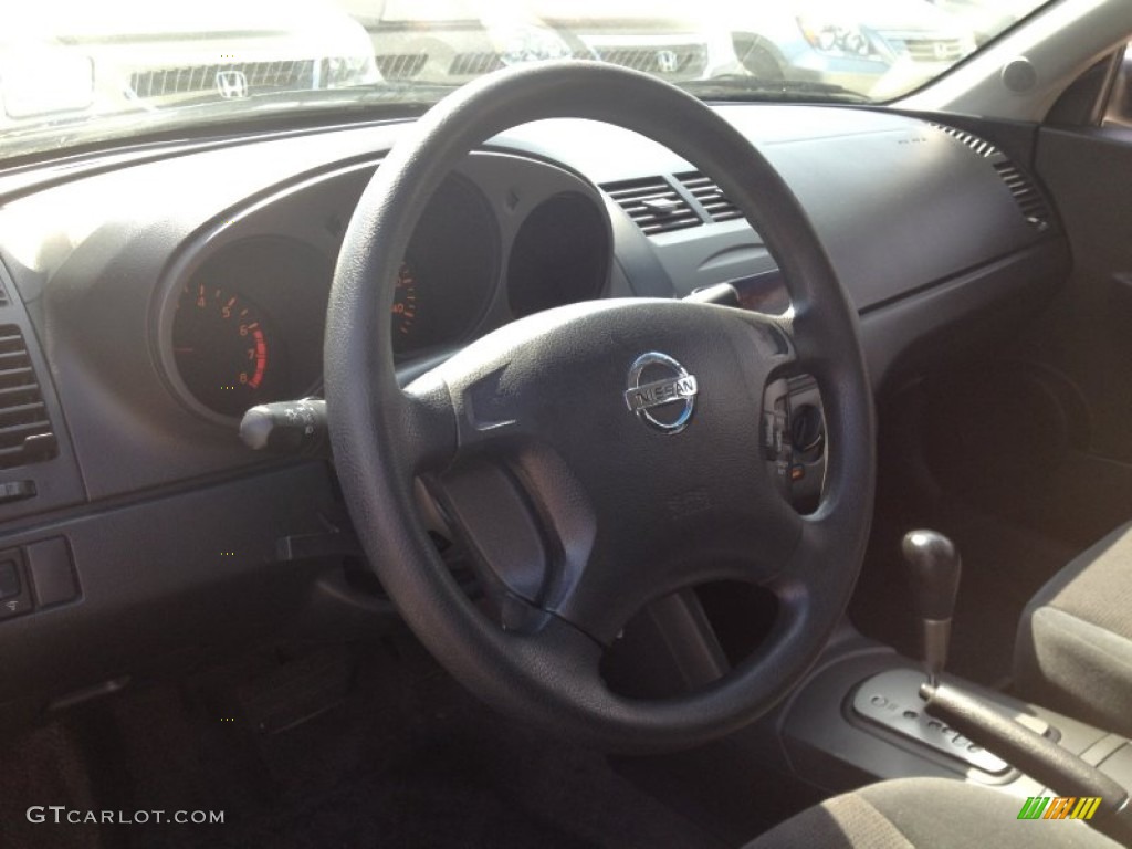 2002 Altima 2.5 S - Opal Blue Metallic / Charcoal Black photo #12