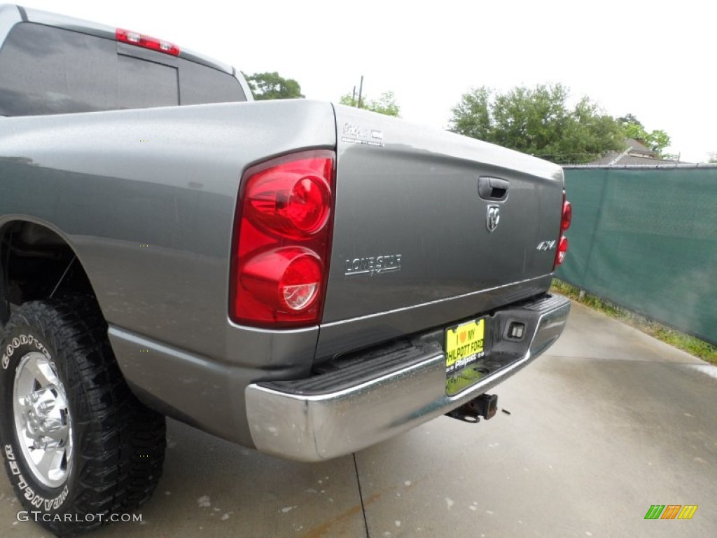 2007 Ram 2500 Lone Star Edition Quad Cab 4x4 - Mineral Gray Metallic / Medium Slate Gray photo #26