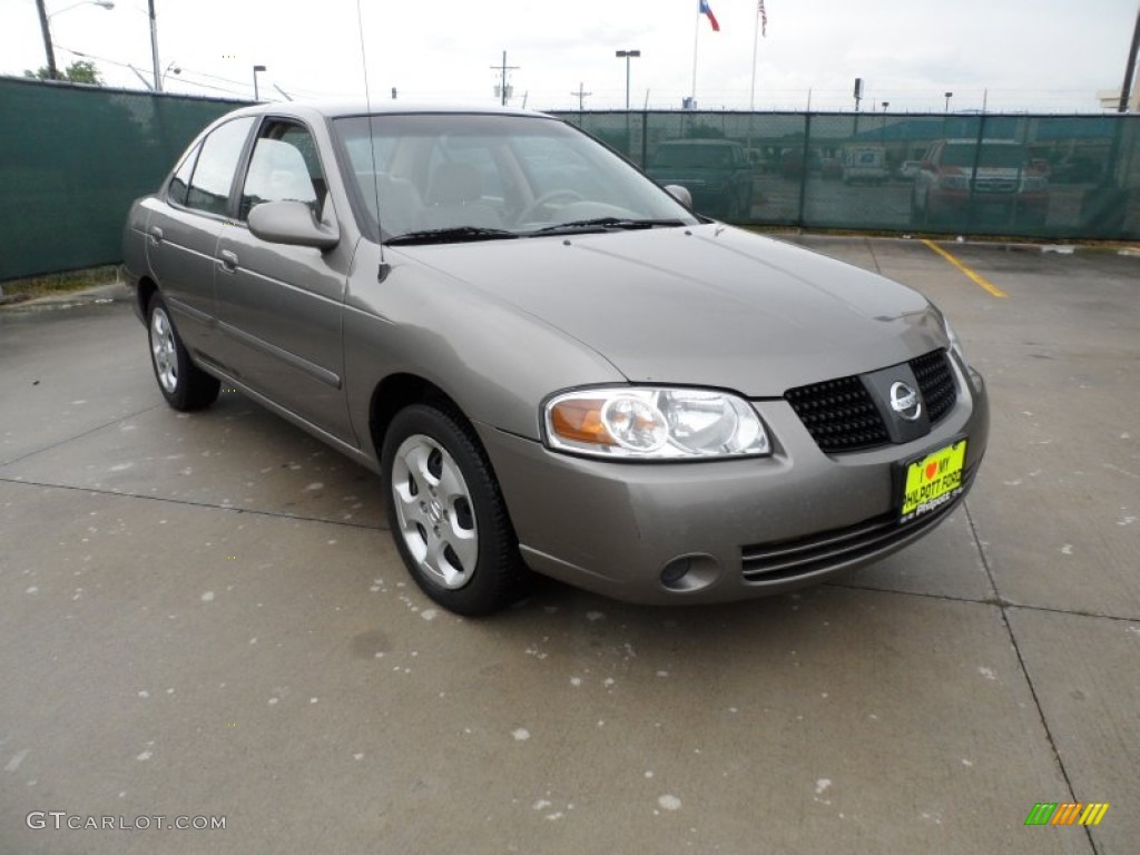 2004 Sentra 1.8 S - Bronze Shimmer / Taupe photo #1