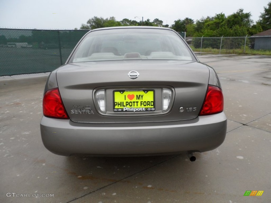 2004 Sentra 1.8 S - Bronze Shimmer / Taupe photo #4