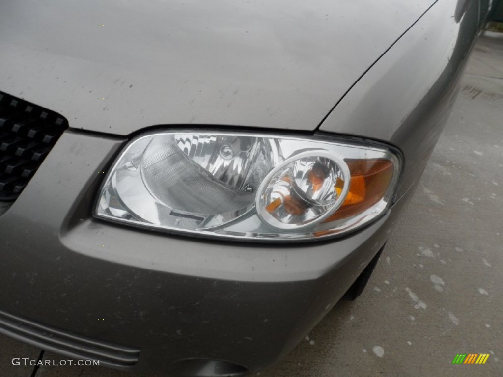 2004 Sentra 1.8 S - Bronze Shimmer / Taupe photo #10