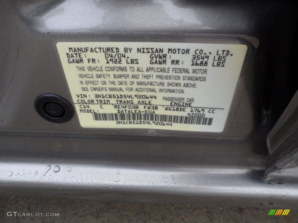 2004 Sentra 1.8 S - Bronze Shimmer / Taupe photo #44