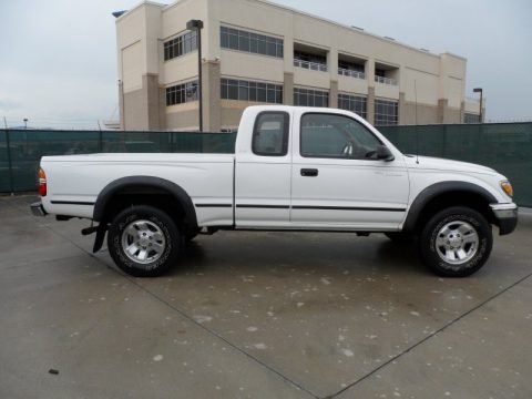 2003 Toyota Tacoma PreRunner Xtracab Data, Info and Specs