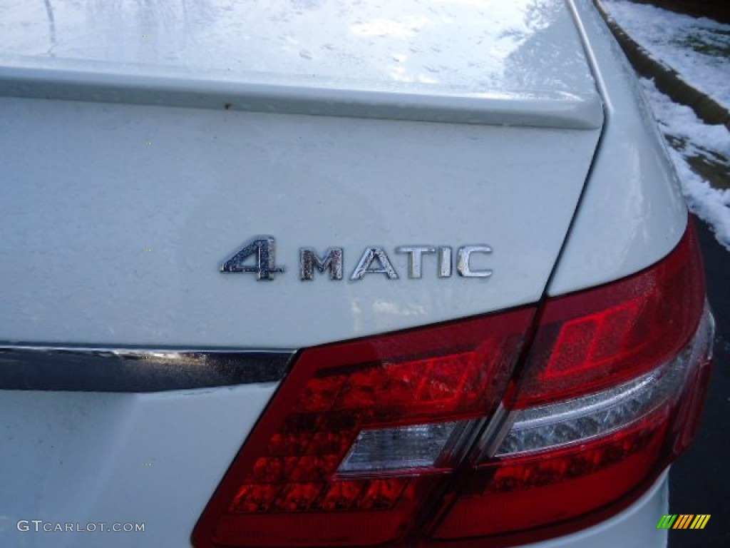 2011 E 550 4Matic Sedan - Arctic White / Almond/Black photo #10
