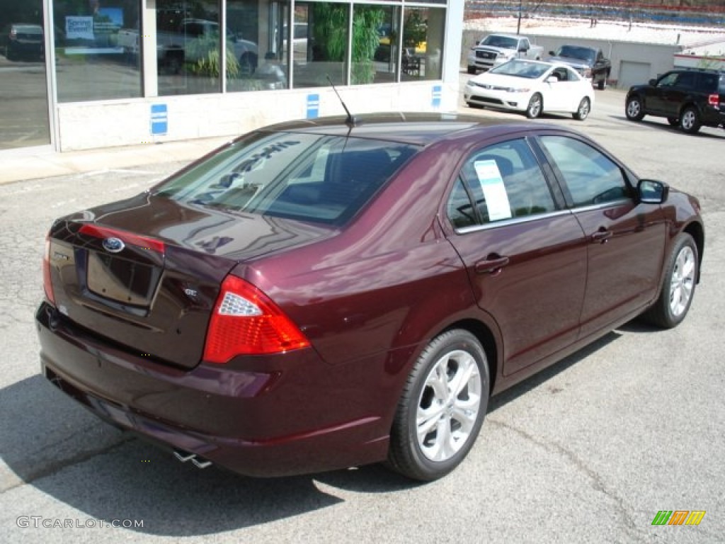 2012 Fusion SE - Bordeaux Reserve Metallic / Charcoal Black photo #8