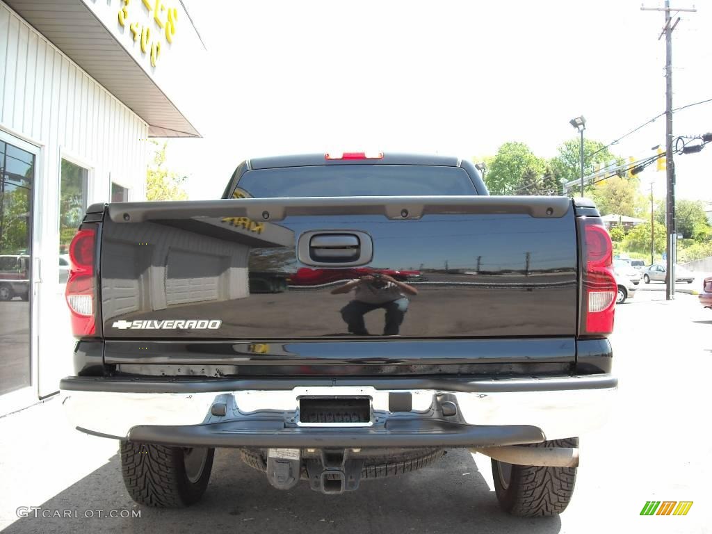 2007 Silverado 1500 Classic LS Crew Cab 4x4 - Black / Dark Charcoal photo #4