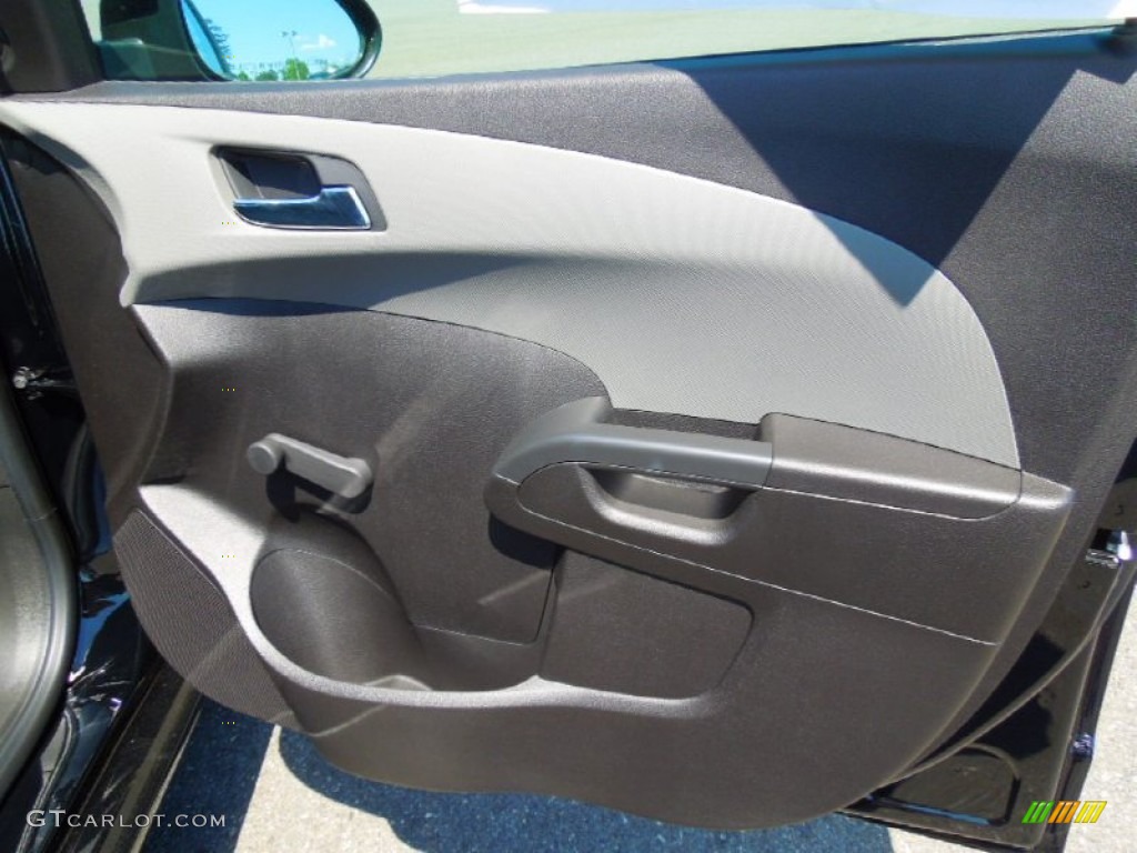 2012 Chevrolet Sonic LS Hatch Door Panel Photos