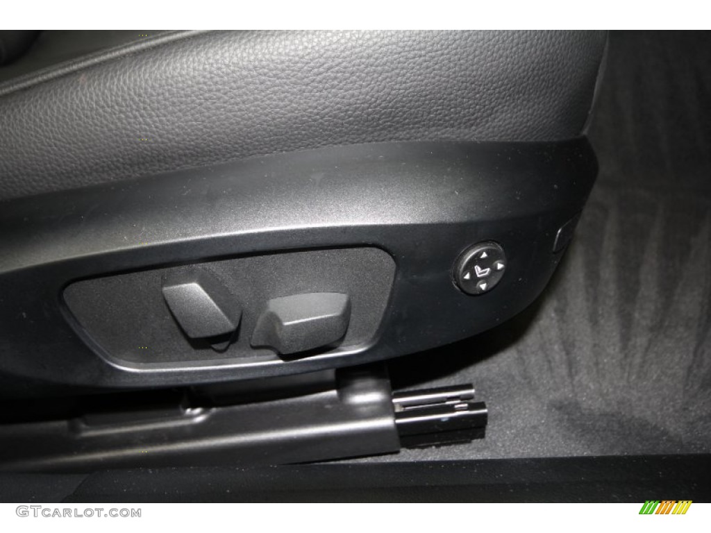 2009 3 Series 328i Sedan - Black Sapphire Metallic / Black photo #37