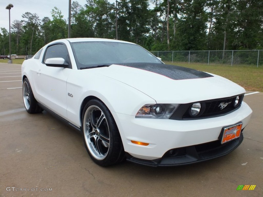 2011 Mustang GT Premium Coupe - Performance White / Brick Red/Cashmere photo #1