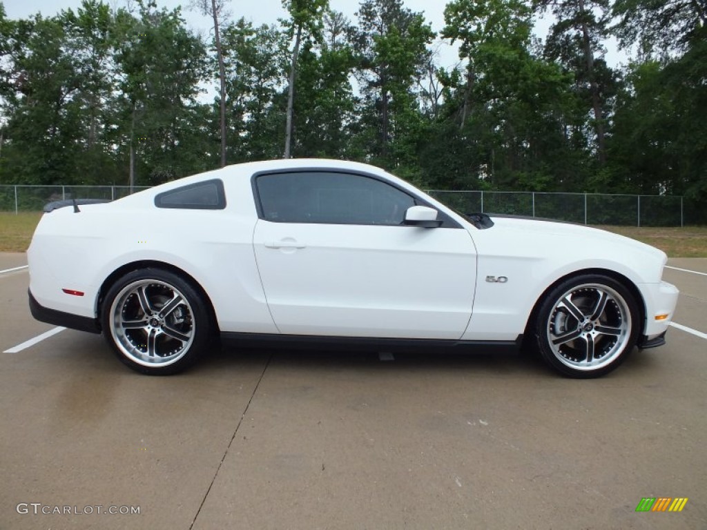 2011 Mustang GT Premium Coupe - Performance White / Brick Red/Cashmere photo #2