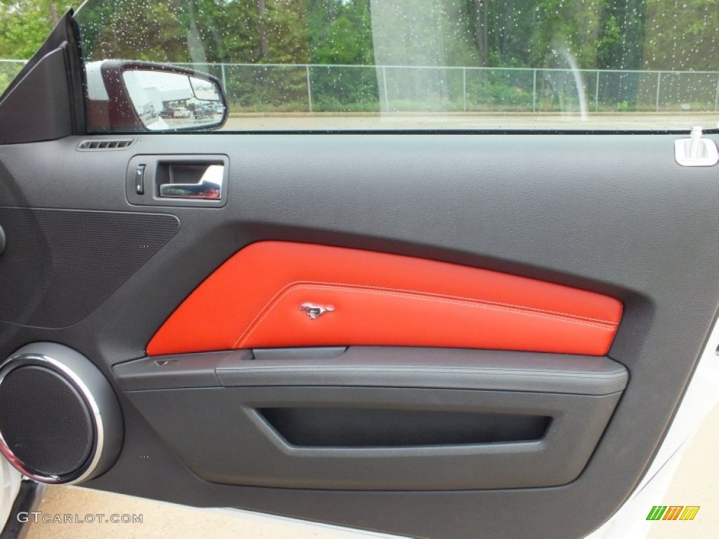 2011 Ford Mustang GT Premium Coupe Brick Red/Cashmere Door Panel Photo #63917719