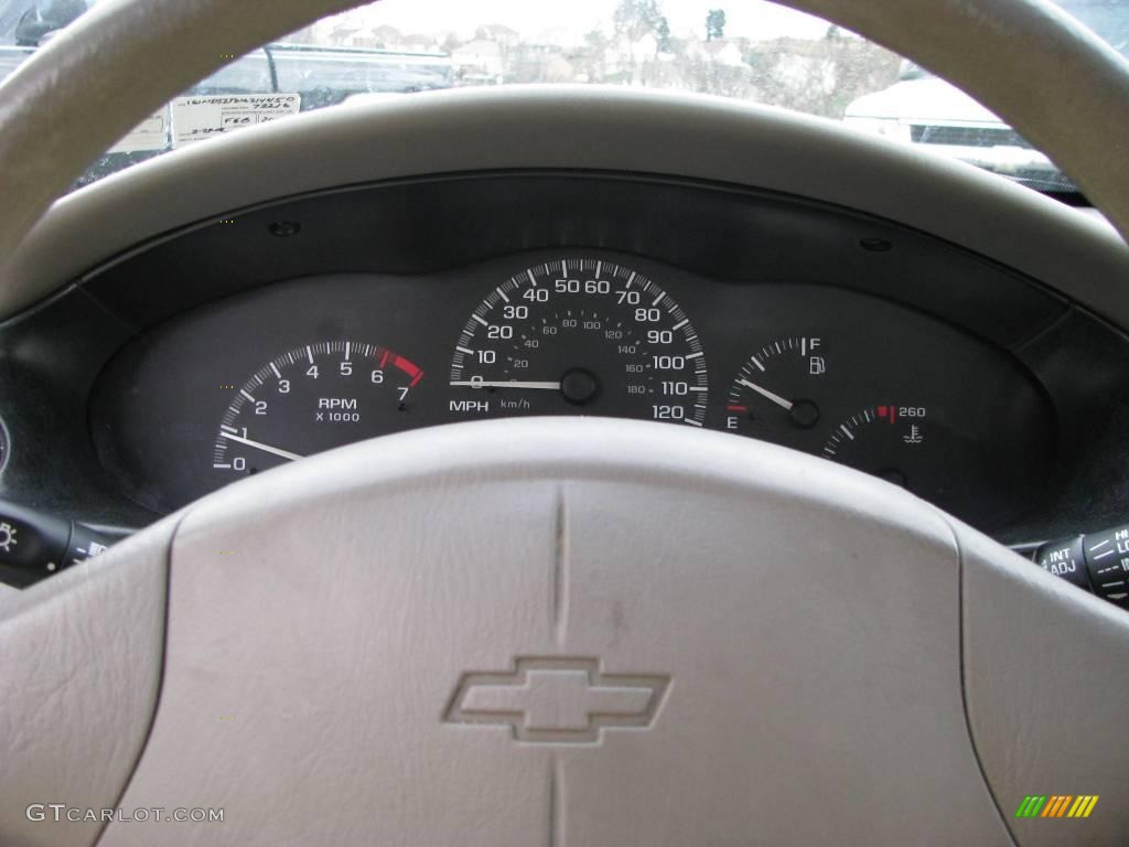 1998 Chevrolet Malibu Sedan Gauges Photo #6391953