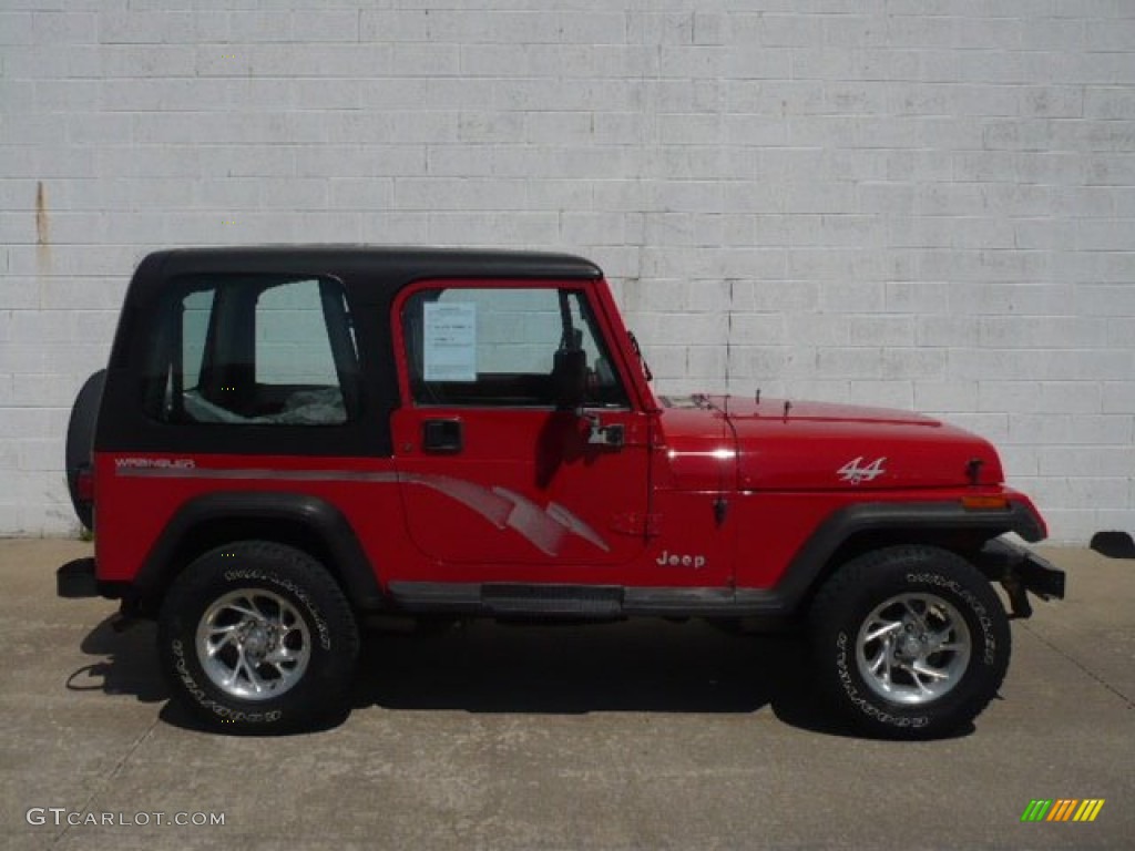 1995 Wrangler S 4x4 - Poppy Red / Gray photo #2