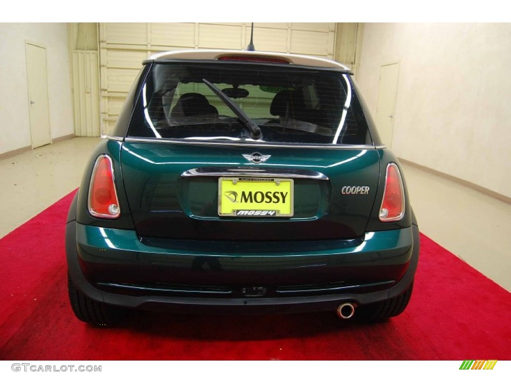 2006 Cooper Hardtop - British Racing Green Metallic / Space Gray/Panther Black photo #5