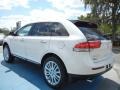 2012 White Platinum Metallic Tri-Coat Lincoln MKX FWD  photo #3