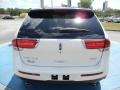 2012 White Platinum Metallic Tri-Coat Lincoln MKX FWD  photo #4