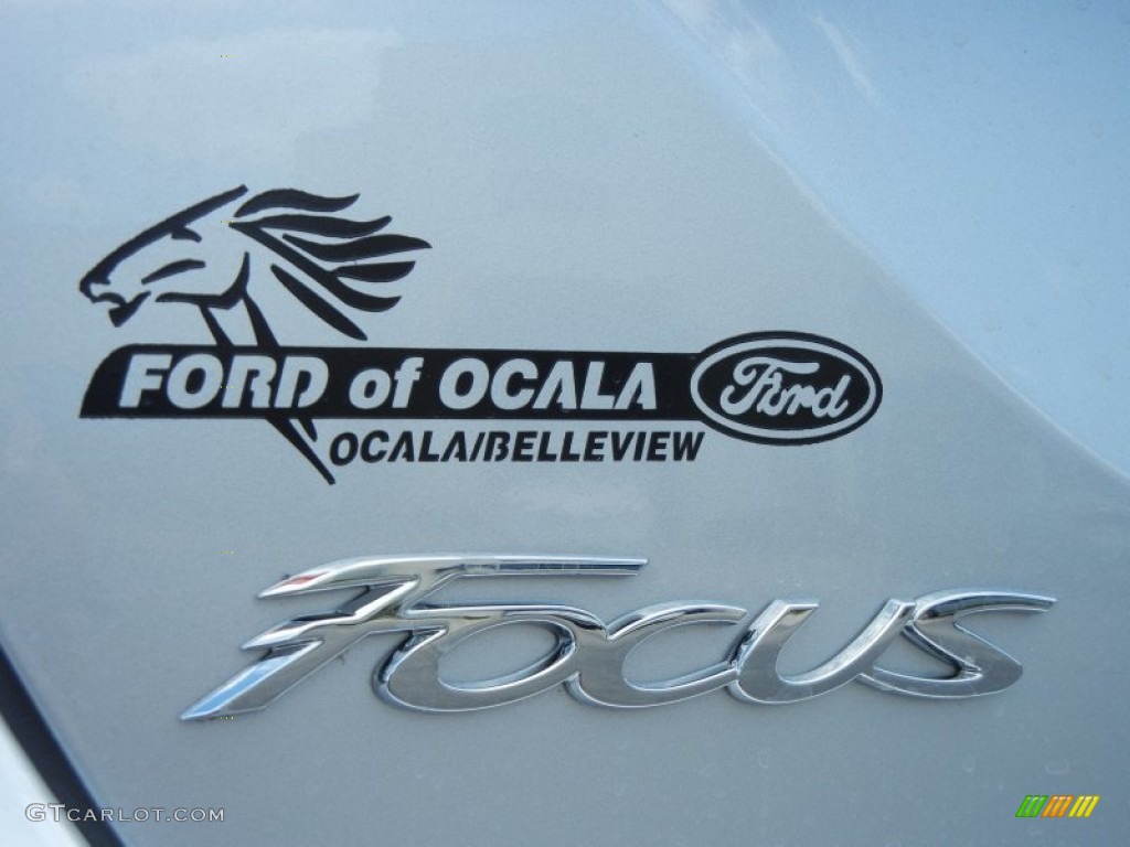 2012 Focus SE Sedan - Ingot Silver Metallic / Stone photo #4