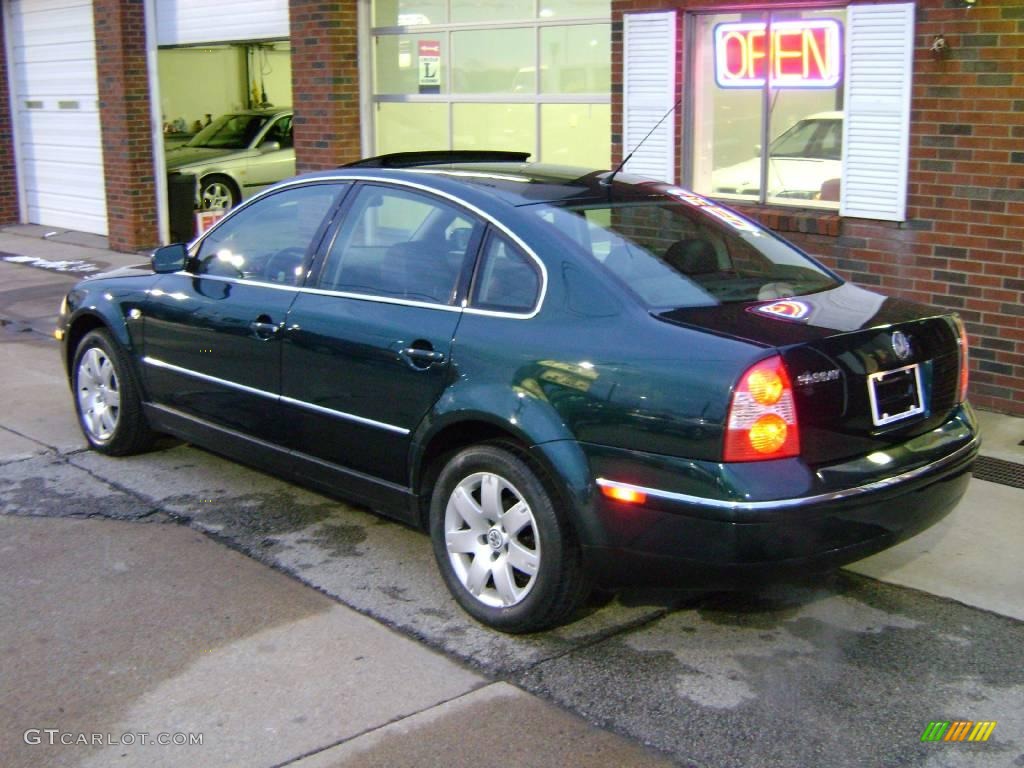 2001 Passat GLX Sedan - Pine Green Metallic / Black photo #3