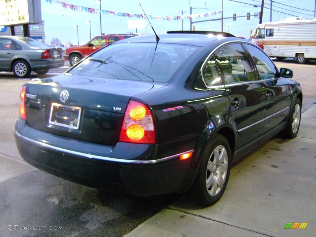 2001 Passat GLX Sedan - Pine Green Metallic / Black photo #4