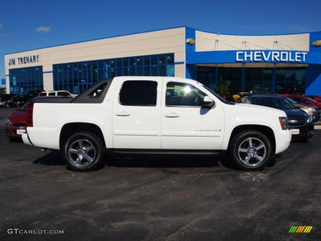 Summit White Chevrolet Avalanche