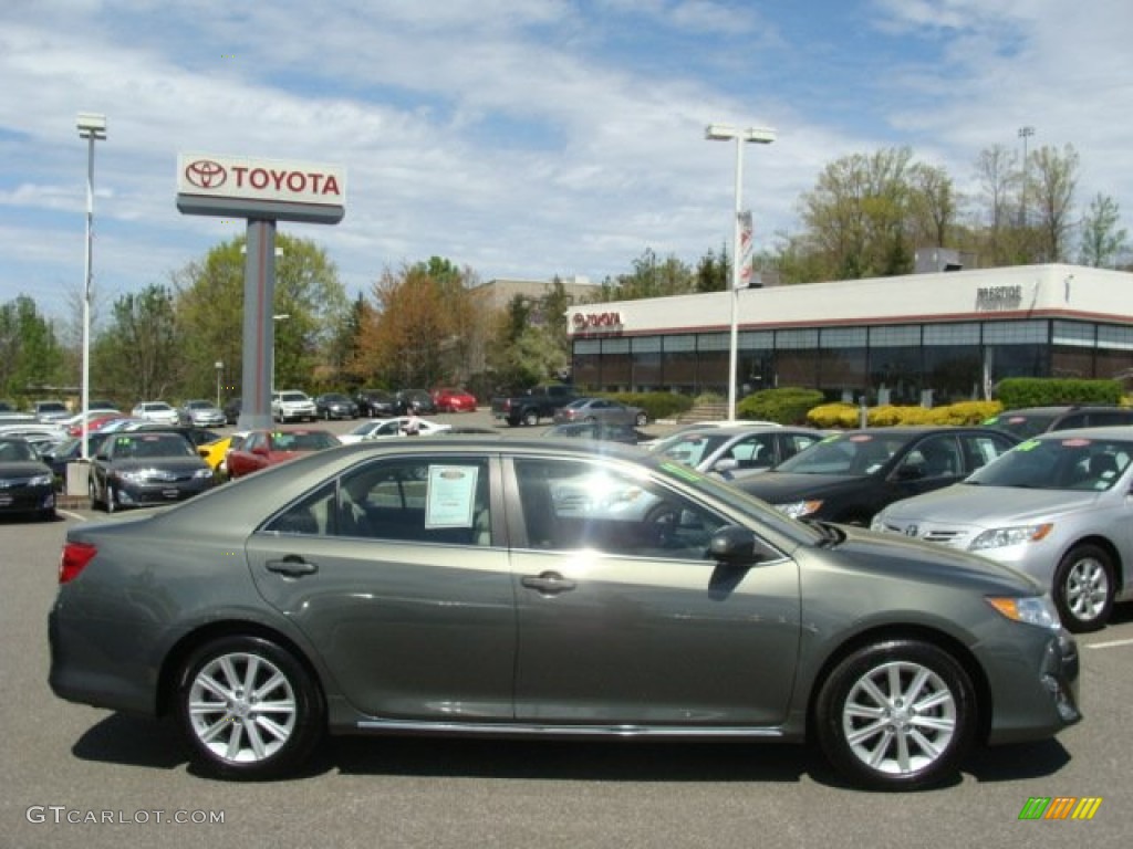 2012 Camry XLE - Cypress Green Pearl / Ivory photo #1