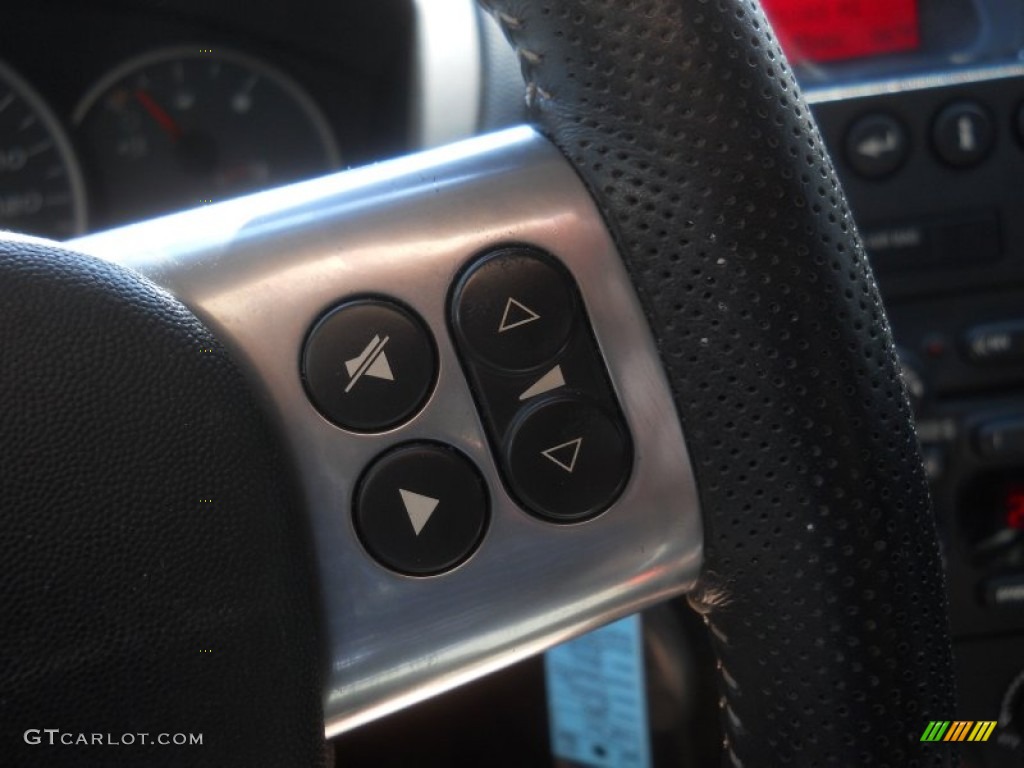 2006 Grand Prix GT Sedan - Black / Ebony photo #12