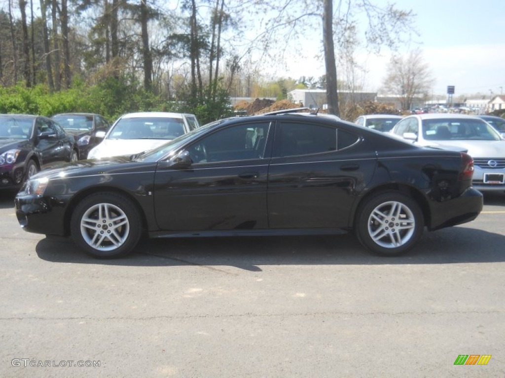 2006 Grand Prix GT Sedan - Black / Ebony photo #13