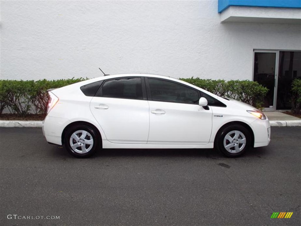 2010 Prius Hybrid III - Blizzard White Pearl / Misty Gray photo #2